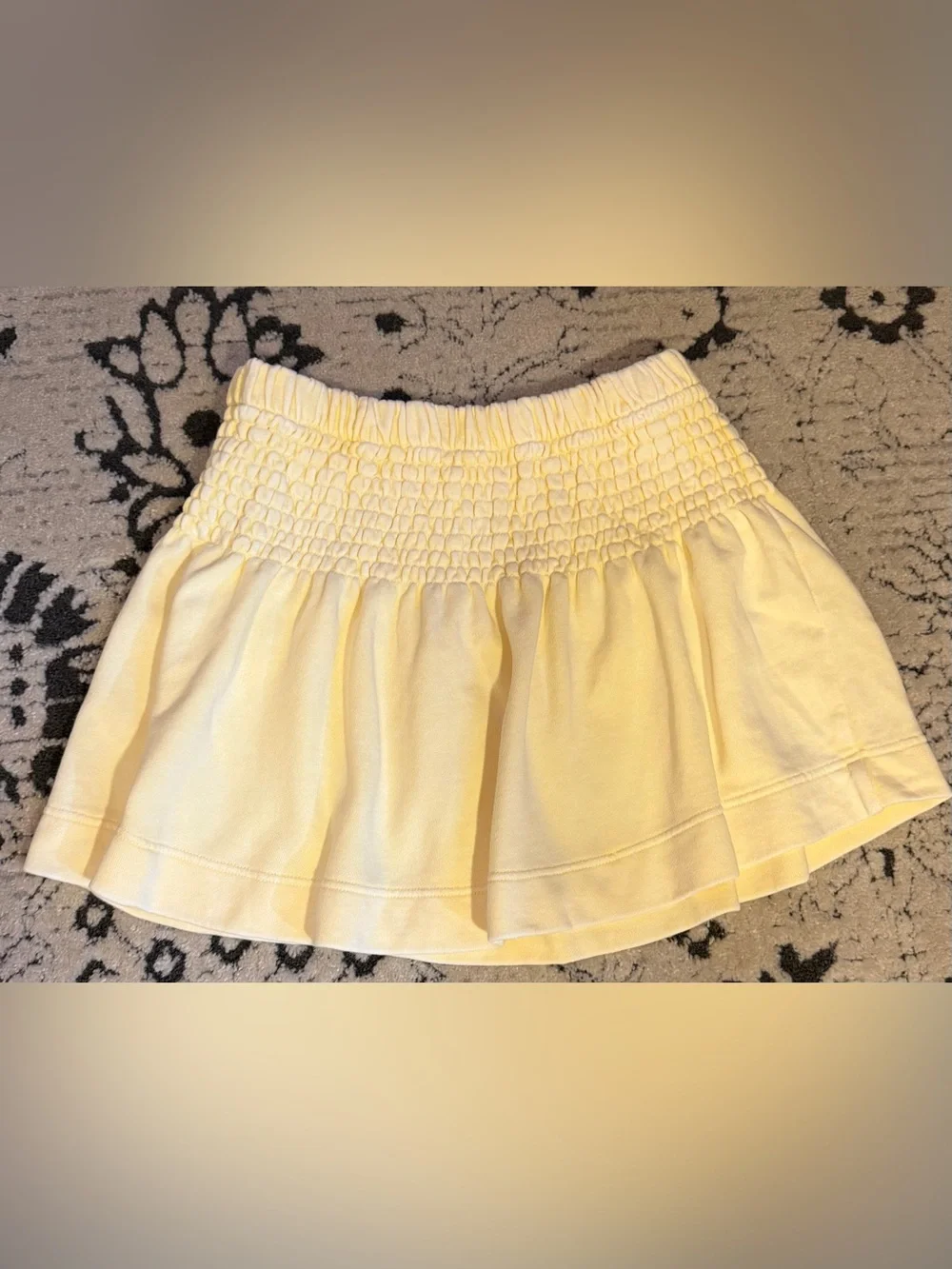 Aerie Women’s Yellow Skirt Mini Elastic Waist Size L NWT!